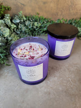 Load image into Gallery viewer, Libra Zodiac Candle 9.5oz - Treasures of The Moon
